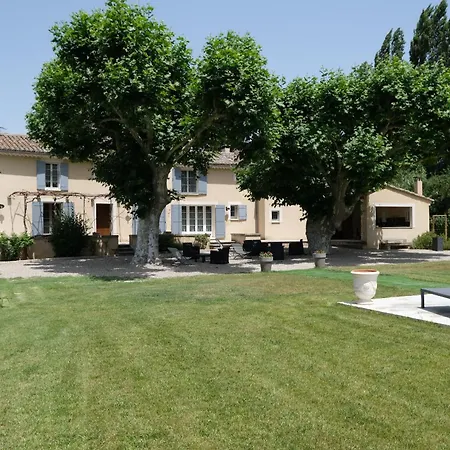 Provençal Mas: Countryside Retreat With Heated Pool * Cavaillon