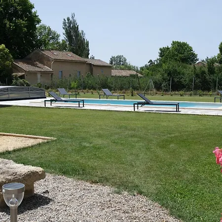 Provençal Mas: Countryside Retreat With Heated Pool Villa